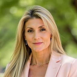 Valerie Moe, REALTOR